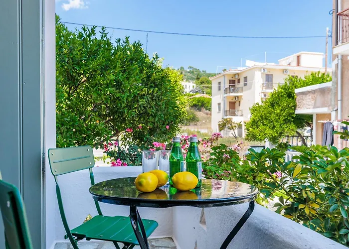 Guest house Casa Summer 3*